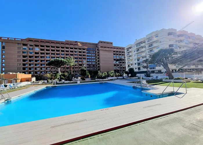 Pyr Beachfront And Pool Fuengirola