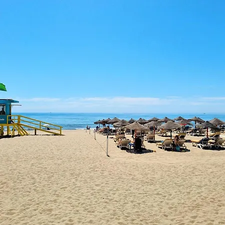 Pyr Beachfront And Pool Apartment Fuengirola